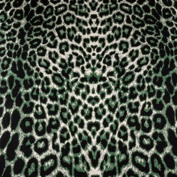Ткань плательно-блузочная Атлас леопард купить оптом в Беларуси